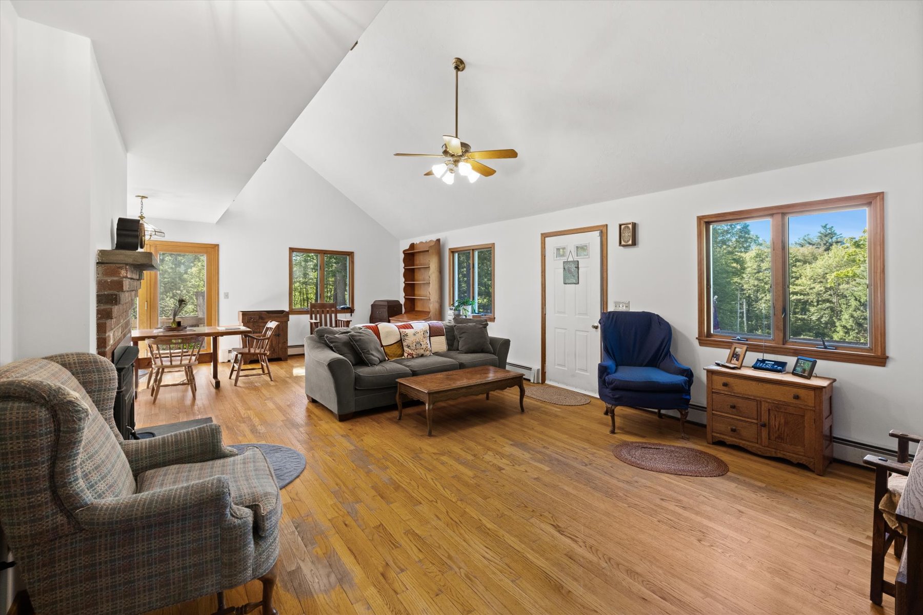  110B High Street, Upton, MA 01568 - 物件實景
