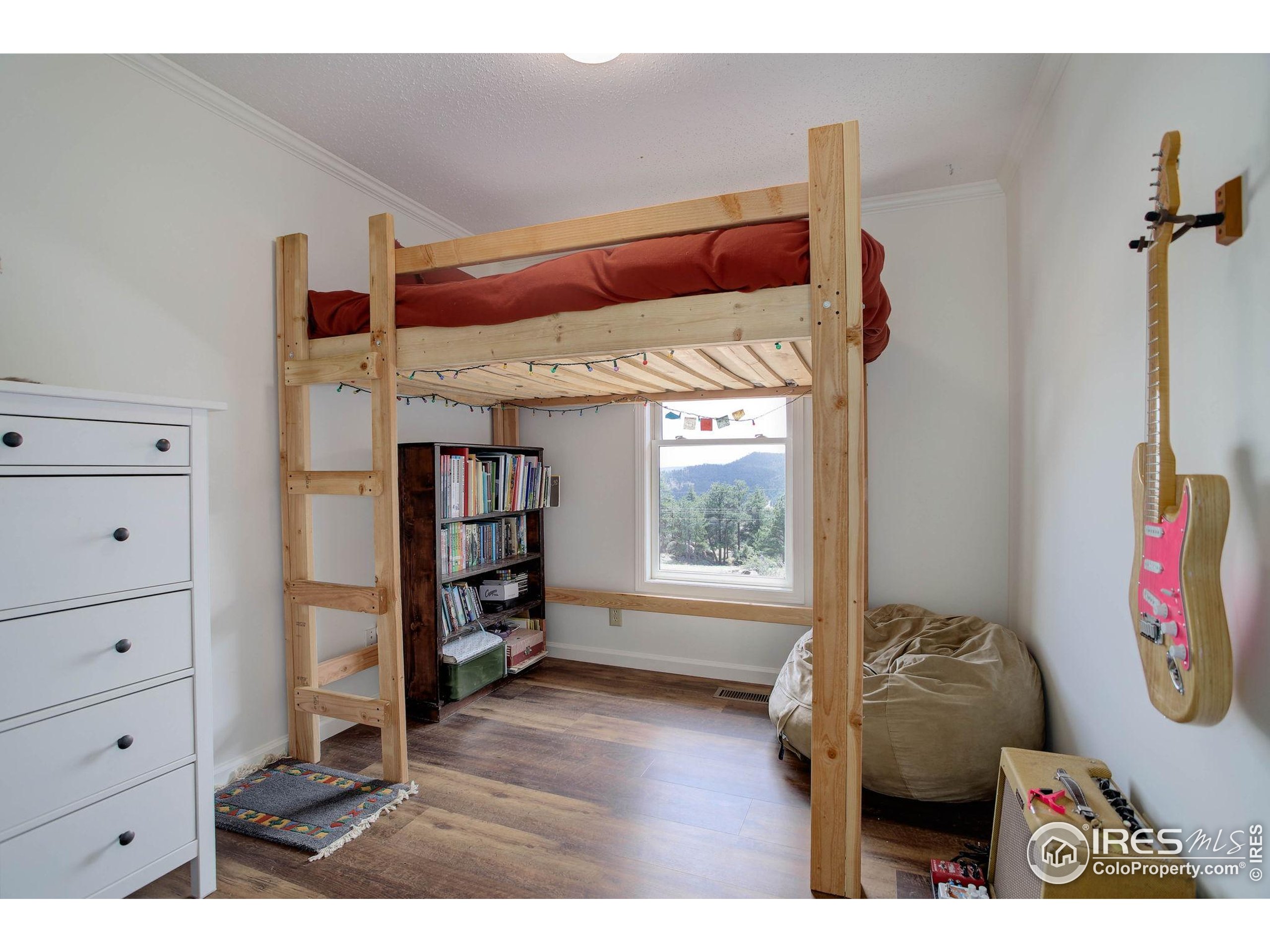 Lyons, Colorado, 80540, United States, 3 Bedrooms Bedrooms, ,2 BathroomsBathrooms,Residential,For Sale,1856959