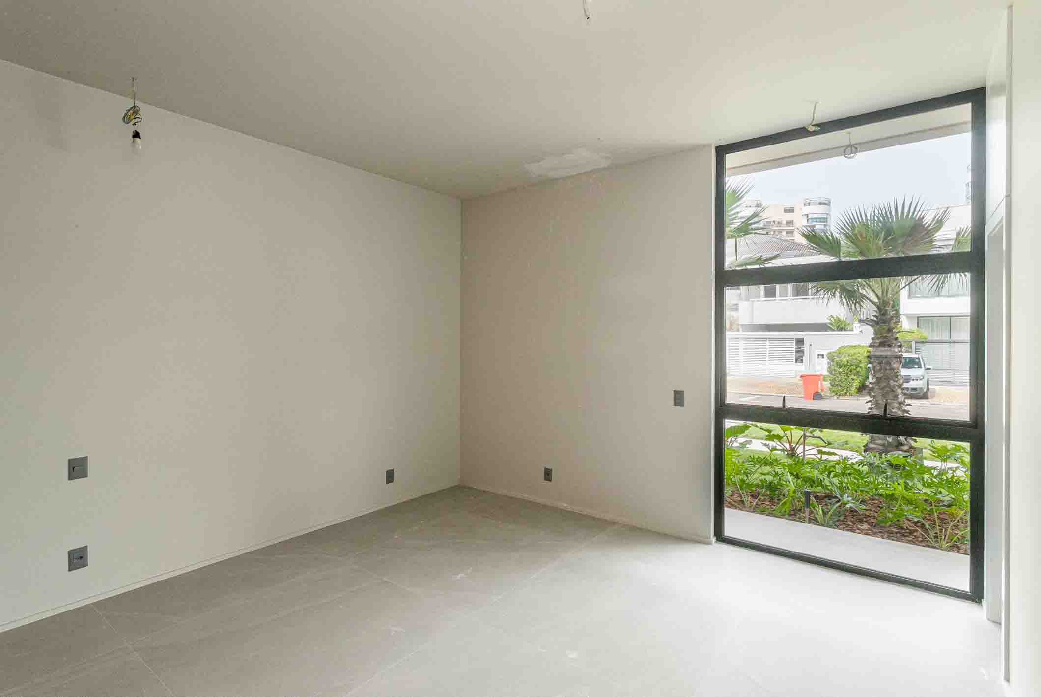  Contemporary house in a sought-after condominium - 物件實景