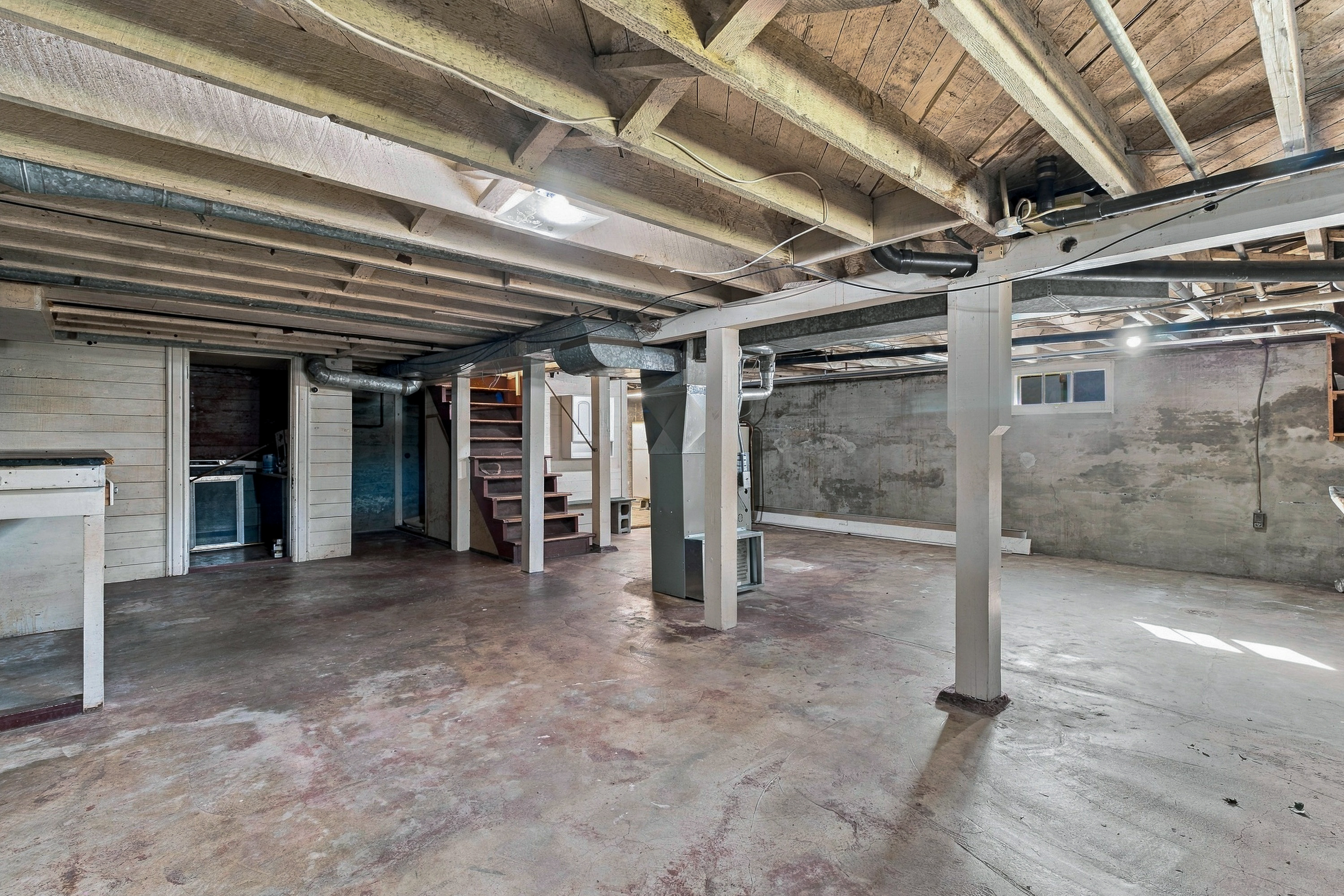  950 Francis Ave - 物件實景