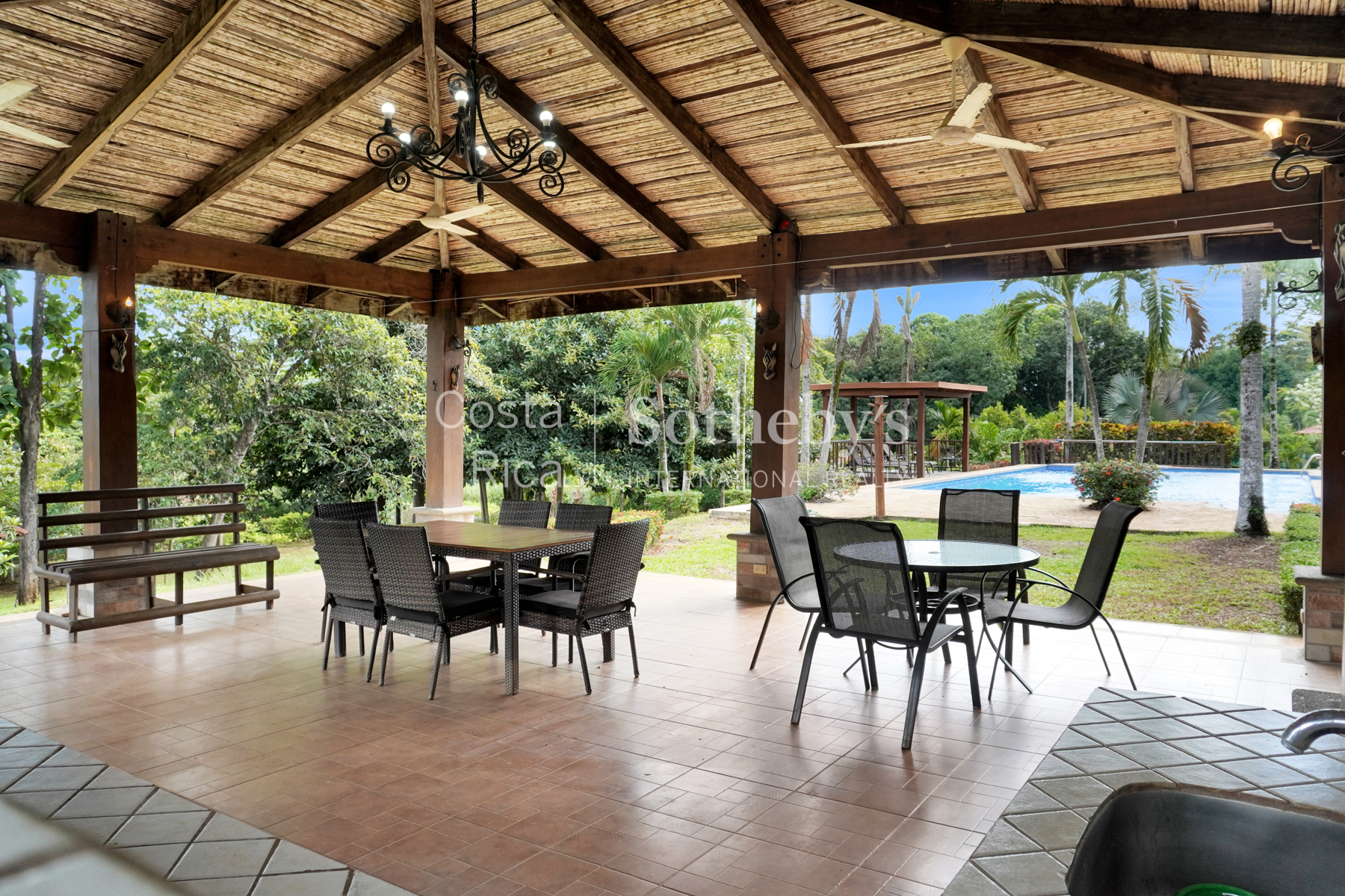  Orotina Estate Home - 物件實景