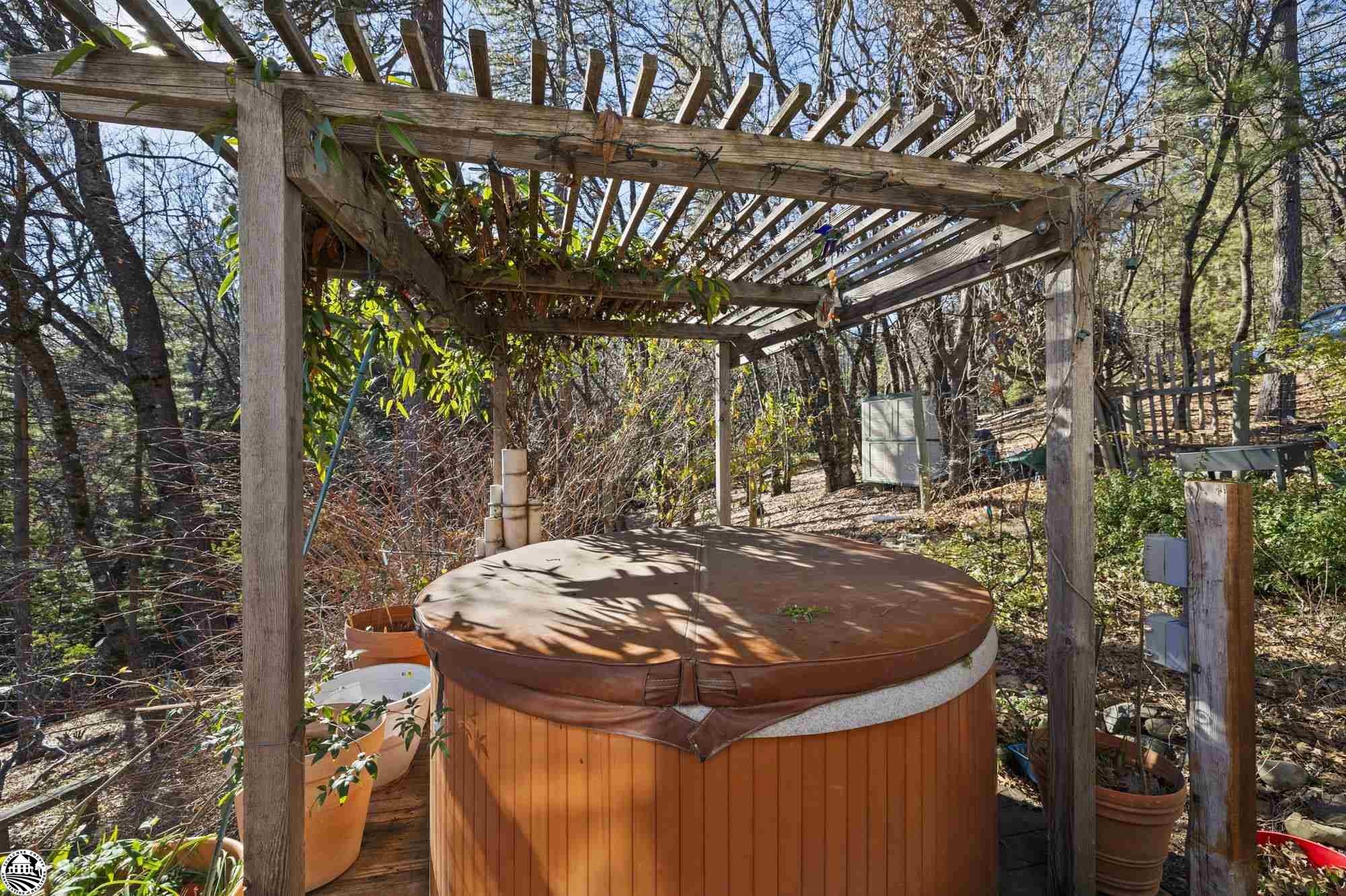 23423 Rusty Spur Rd., Sonora, California, 95370-8618, United States, 3 Bedrooms Bedrooms, ,2 BathroomsBathrooms,Residential,For Sale,23423 Rusty Spur Rd.,1454425