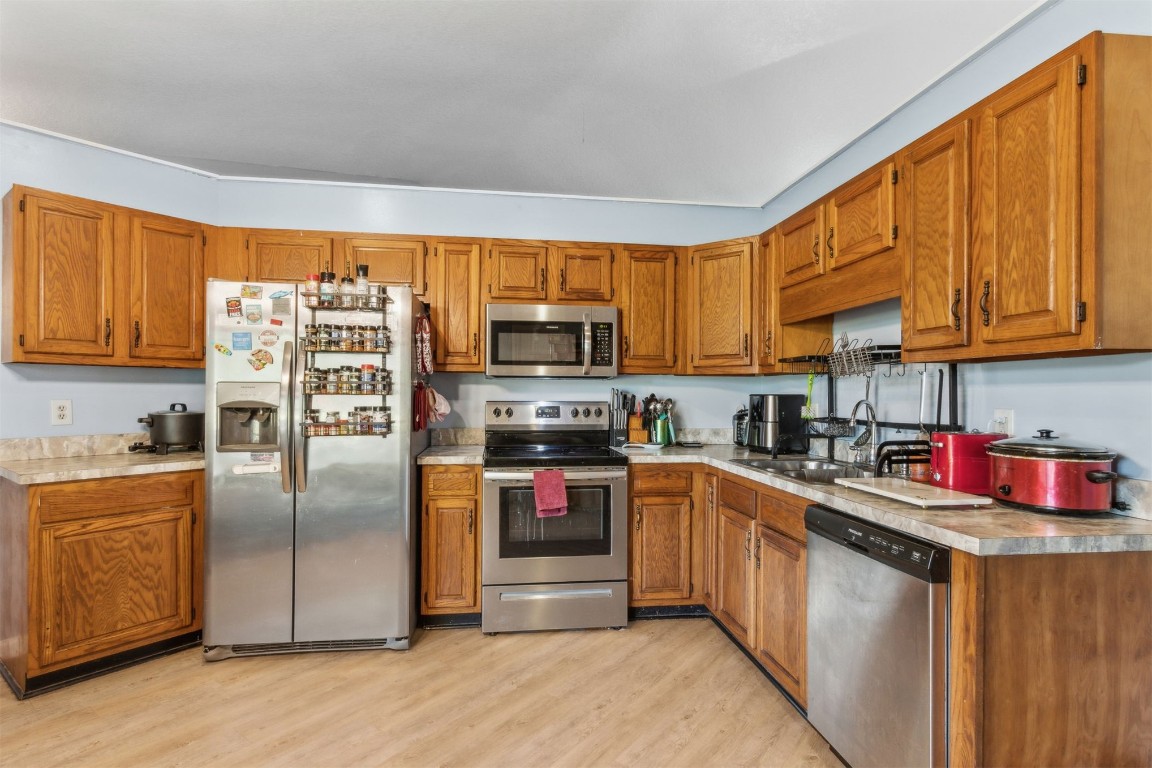 Hilliard, Florida, 32046, United States, 5 Bedrooms Bedrooms, ,3 BathroomsBathrooms,Residential,For Sale,1975906