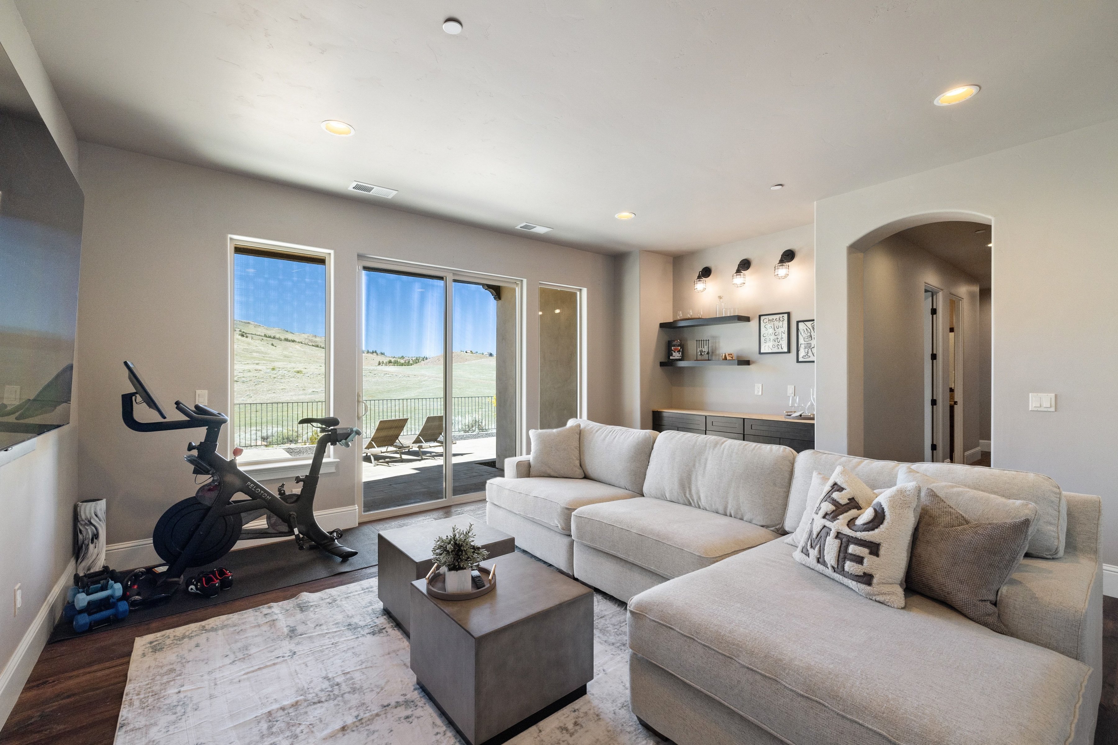  Luxurious Modern Farmhouse with Breathtaking Views - 物件實景