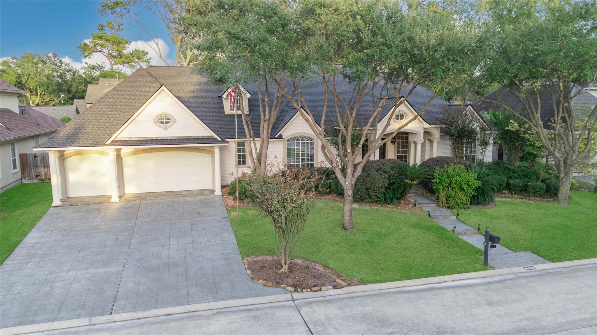 Spring, Texas, 77379, United States, 4 Bedrooms Bedrooms, ,5 BathroomsBathrooms,Residential,For Sale,1992591