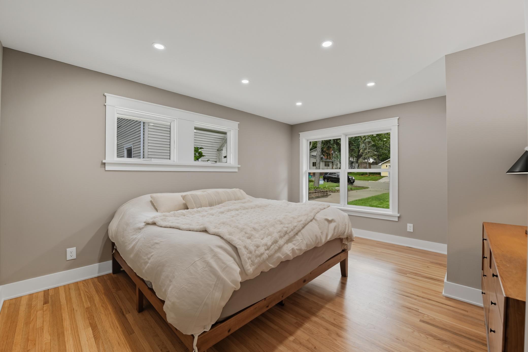 Richfield, Minnesota, 55423, United States, 3 Bedrooms Bedrooms, ,1 BathroomBathrooms,Residential,For Sale,1938909