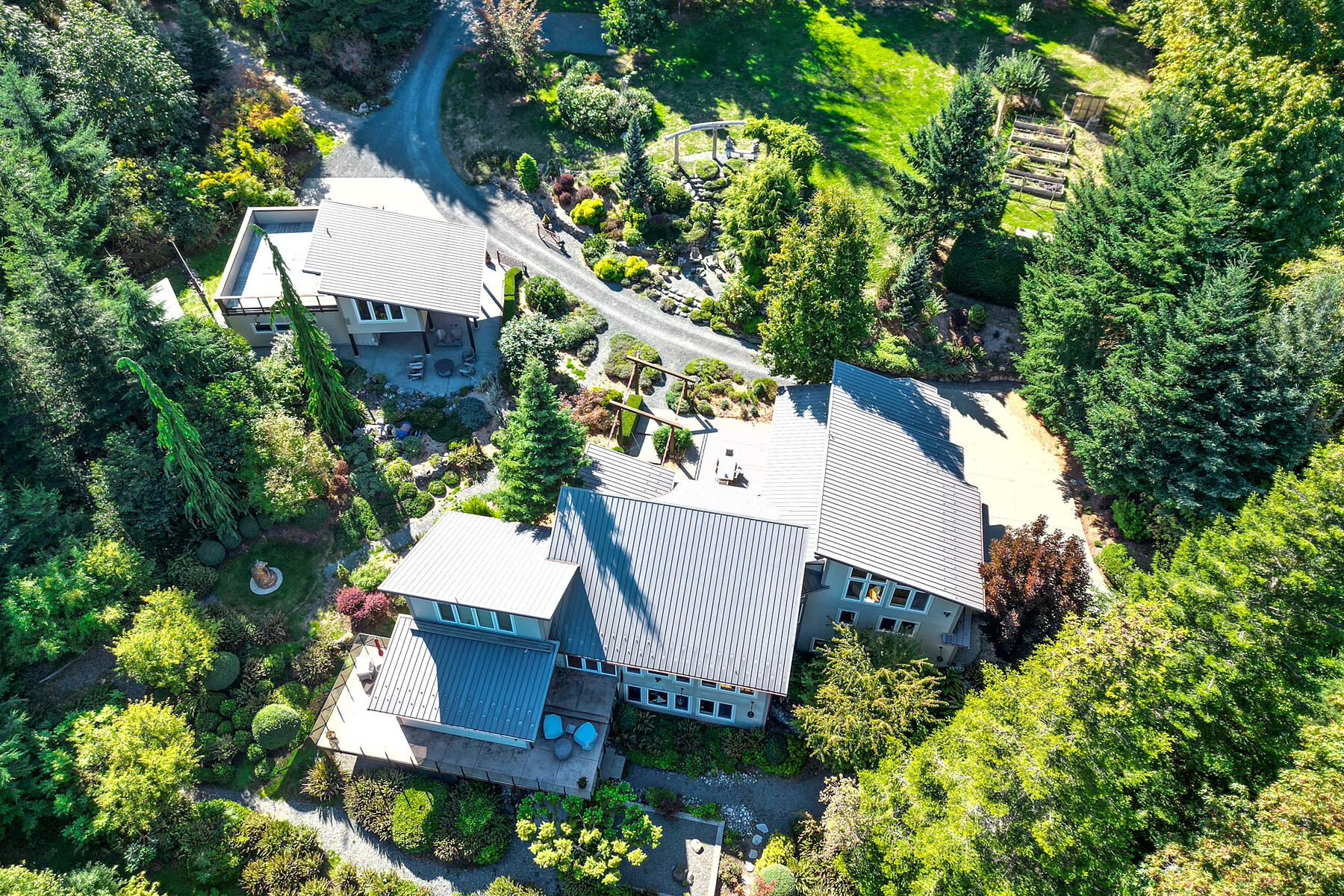 Pristine & Private Estate - 物件實景