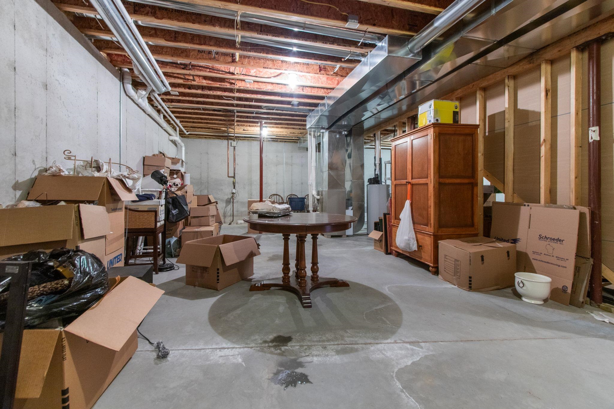 APPLETON, Wisconsin, 54913, United States, 3 Bedrooms Bedrooms, ,3 BathroomsBathrooms,Residential,For Sale,1987734