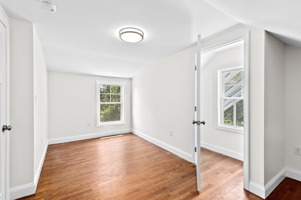 Bourne, Massachusetts, 02562, United States, 4 Bedrooms Bedrooms, ,4 BathroomsBathrooms,Residential,For Sale,1940930