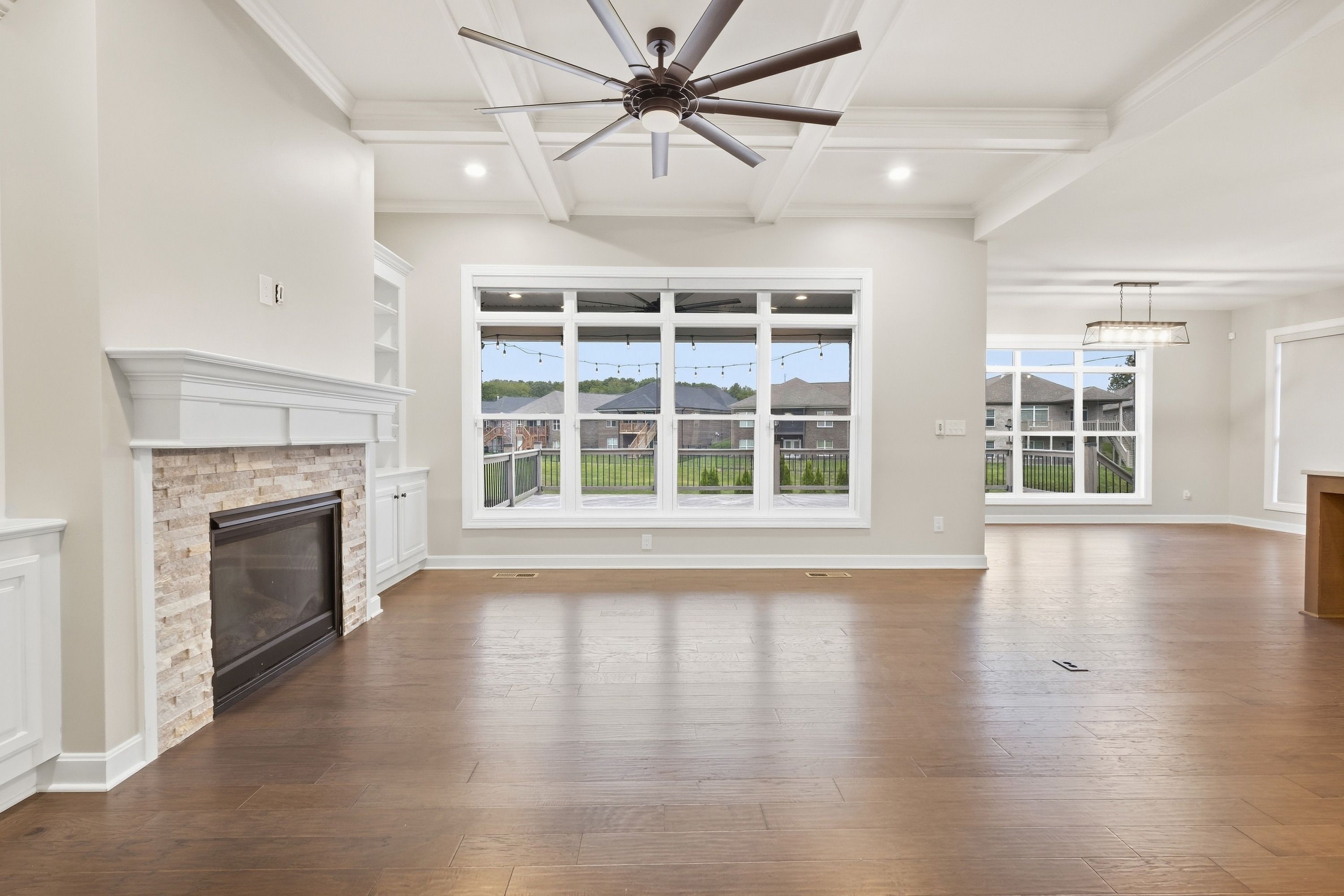  2008 Scenic Lakes Drive, Louisville, KY 40245 - 物件實景