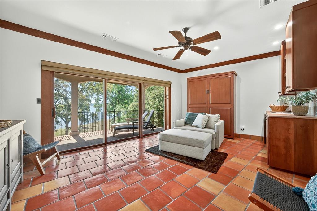 Pottsboro, Texas, 75076, United States, 4 Bedrooms Bedrooms, ,3 BathroomsBathrooms,Residential,For Sale,1974210