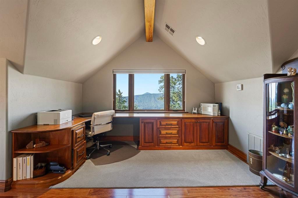 Durango, Colorado, 81301, United States, 4 Bedrooms Bedrooms, ,4 BathroomsBathrooms,Residential,For Sale,1938986