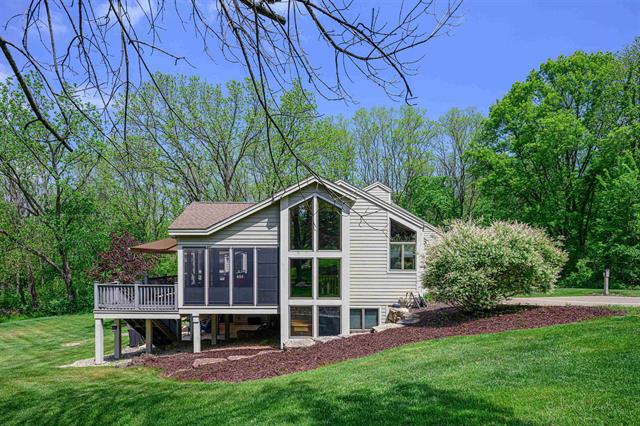 Galena, Illinois, 61036, United States, 5 Bedrooms Bedrooms, ,4 BathroomsBathrooms,Residential,For Sale,1829507
