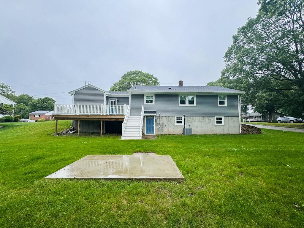 Westerly, Rhode Island, 02891, United States, 3 Bedrooms Bedrooms, ,2 BathroomsBathrooms,Residential,For Sale,1958331
