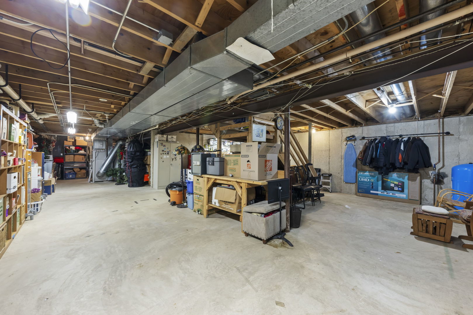 Oswego, Illinois, 60543, United States, 4 Bedrooms Bedrooms, ,3 BathroomsBathrooms,Residential,For Sale,1949228