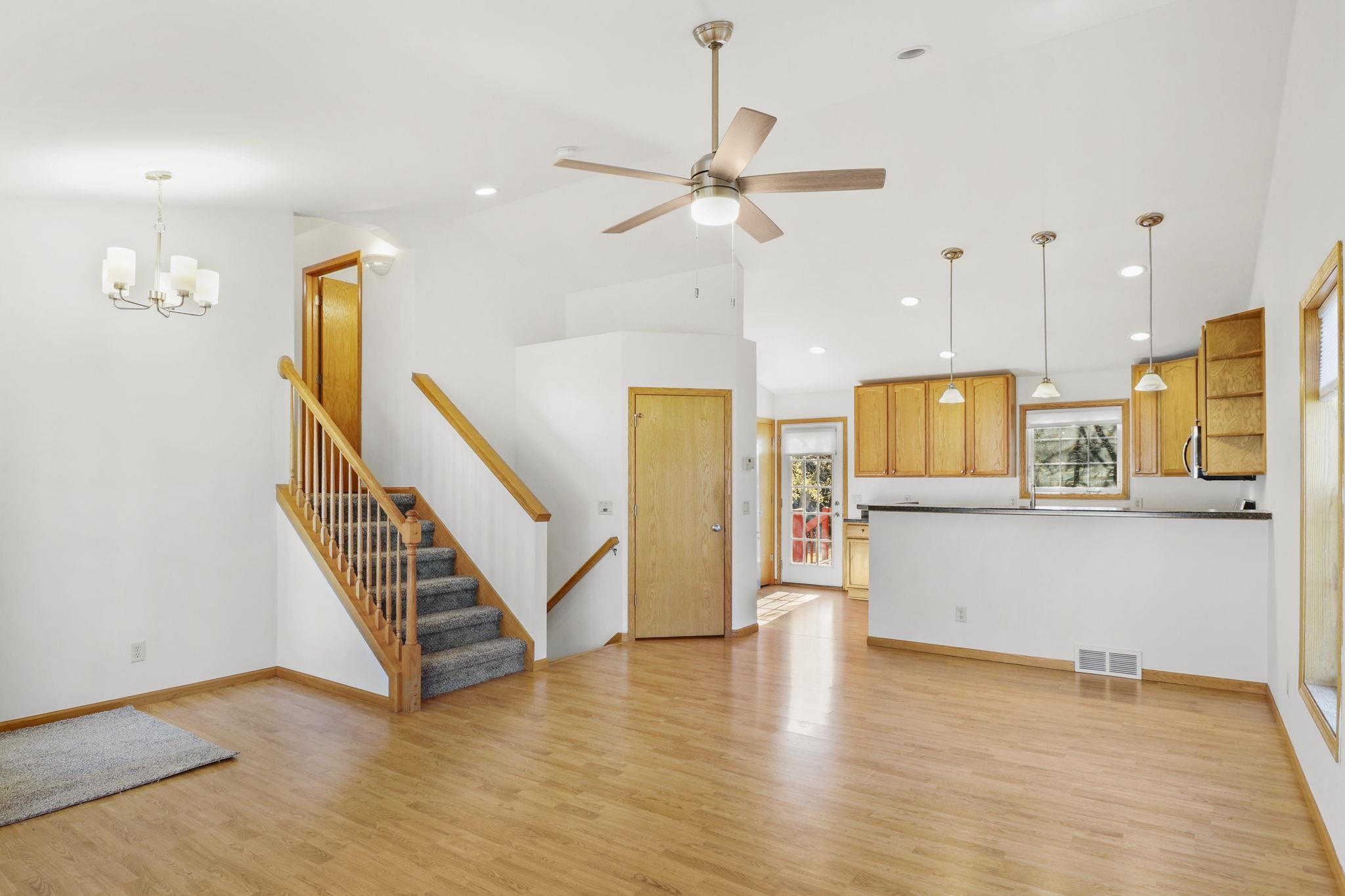 Cottage Grove, Wisconsin, 53527, United States, 6 Bedrooms Bedrooms, ,8 BathroomsBathrooms,Residential,For Sale,1982800