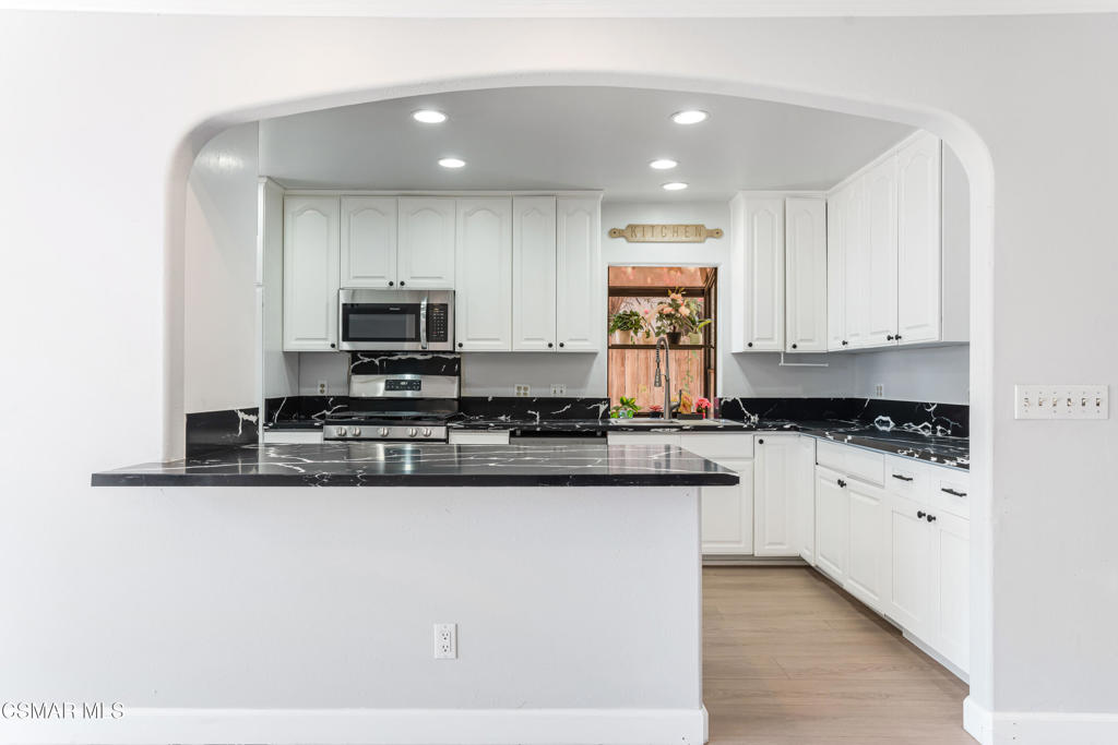 Granada Hills, California, 91344, United States, 4 Bedrooms Bedrooms, ,2 BathroomsBathrooms,Residential,For Sale,1900791