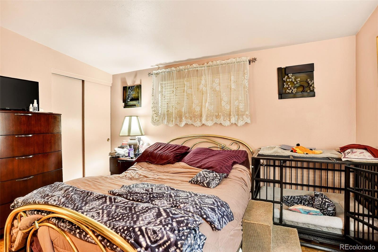 Littleton, Colorado, 80120, United States, 4 Bedrooms Bedrooms, ,1 BathroomBathrooms,Residential,For Sale,1988152