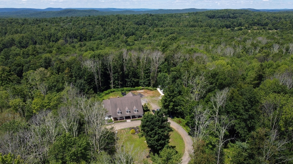Hardwick, Massachusetts, 01037, United States, 5 Bedrooms Bedrooms, ,5 BathroomsBathrooms,Residential,For Sale,1904254
