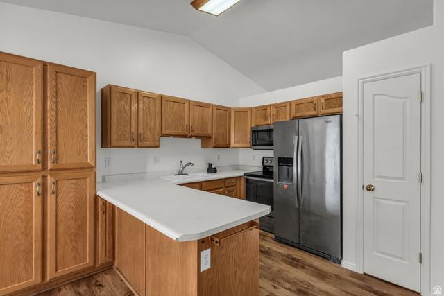 West Jordan, Utah, 84081, United States, 4 Bedrooms Bedrooms, ,3 BathroomsBathrooms,Residential,For Sale,2008795