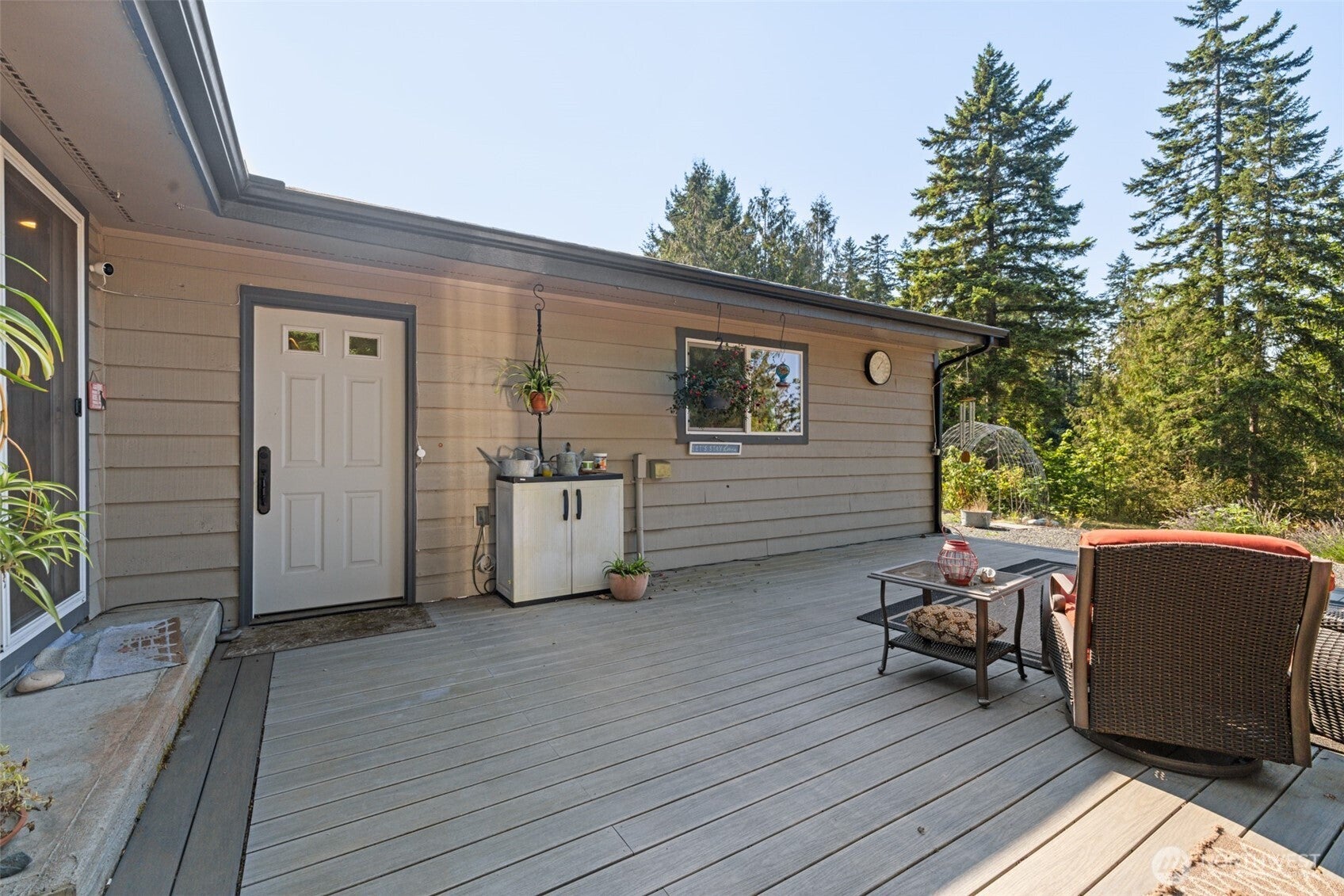 Port Angeles, Washington, 98363, United States, 2 Bedrooms Bedrooms, ,1 BathroomBathrooms,Residential,For Sale,1935683