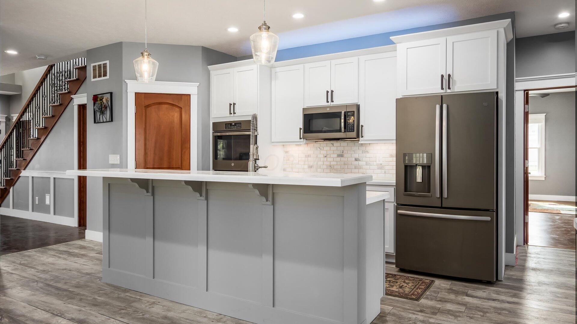 Mount Vernon, Ohio, 43050, United States, 4 Bedrooms Bedrooms, ,3 BathroomsBathrooms,Residential,For Sale,1977860