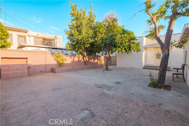 Huntington Park, California, 90255, United States, 4 Bedrooms Bedrooms, ,3 BathroomsBathrooms,Residential,For Sale,1928915