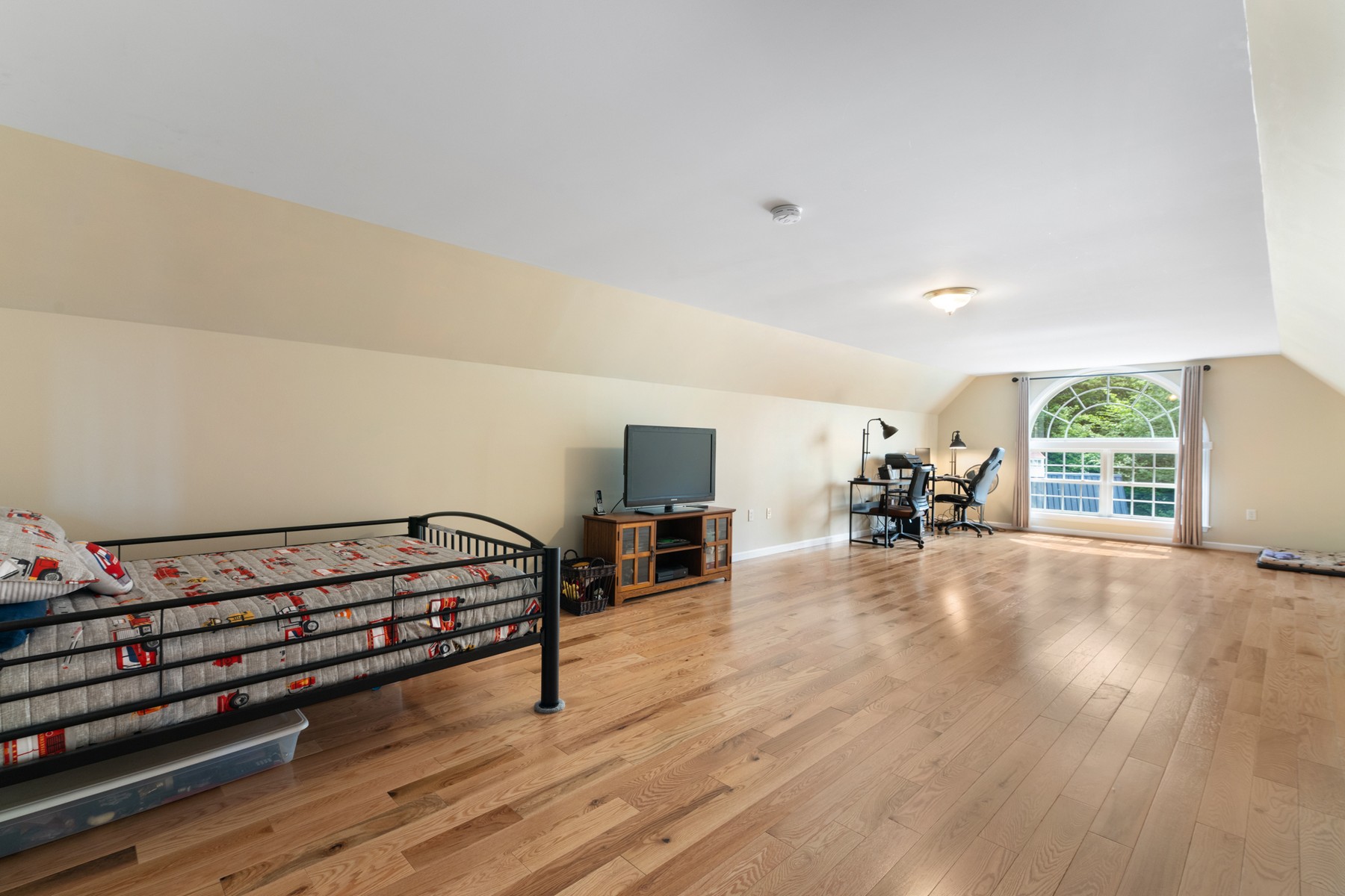  598 Hubbard Hill Road - 物件實景