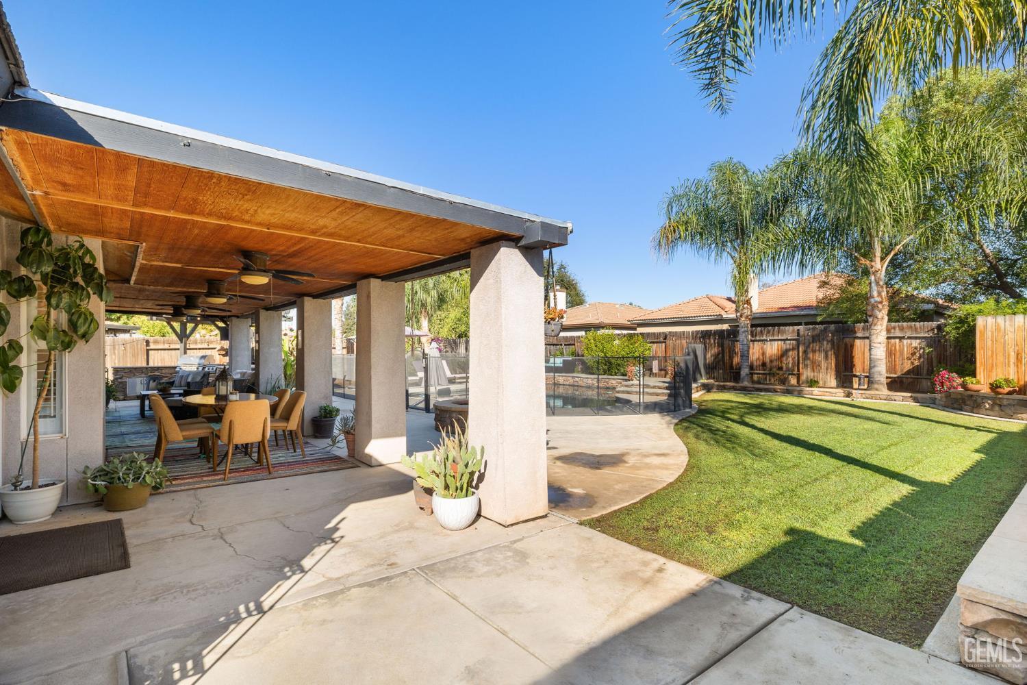 Bakersfield, California, 93312, United States, 4 Bedrooms Bedrooms, ,2 BathroomsBathrooms,Residential,For Sale,1970807