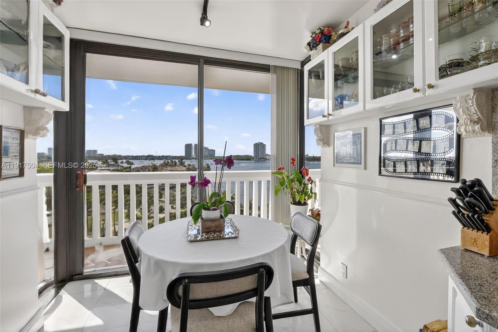 Aventura, Florida, 33160, United States, 3 Bedrooms Bedrooms, ,3 BathroomsBathrooms,Residential,For Sale,1997076