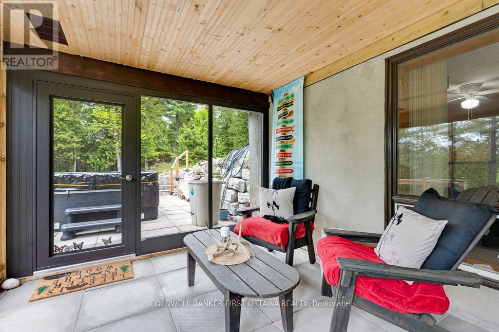 FRONTENAC (FRONTENAC NORTH), Ontario, K0H 2R0, CA, 3 Bedrooms Bedrooms, ,2 BathroomsBathrooms,Residential,For Sale,1866514