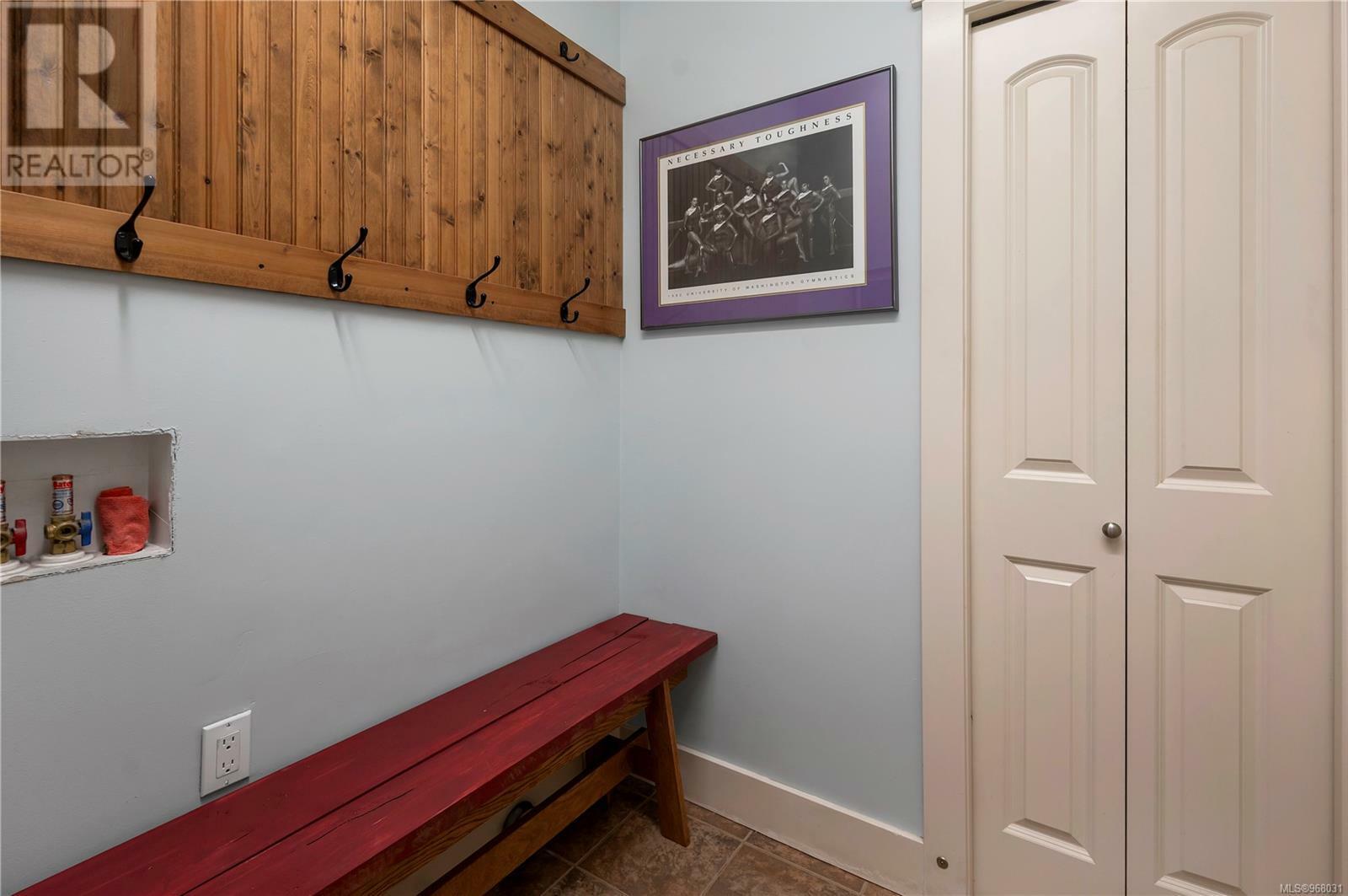 CAMPBELL RIVER, British Columbia, V9H 1V3, CA, 6 Bedrooms Bedrooms, ,4 BathroomsBathrooms,Residential,For Sale,1874294