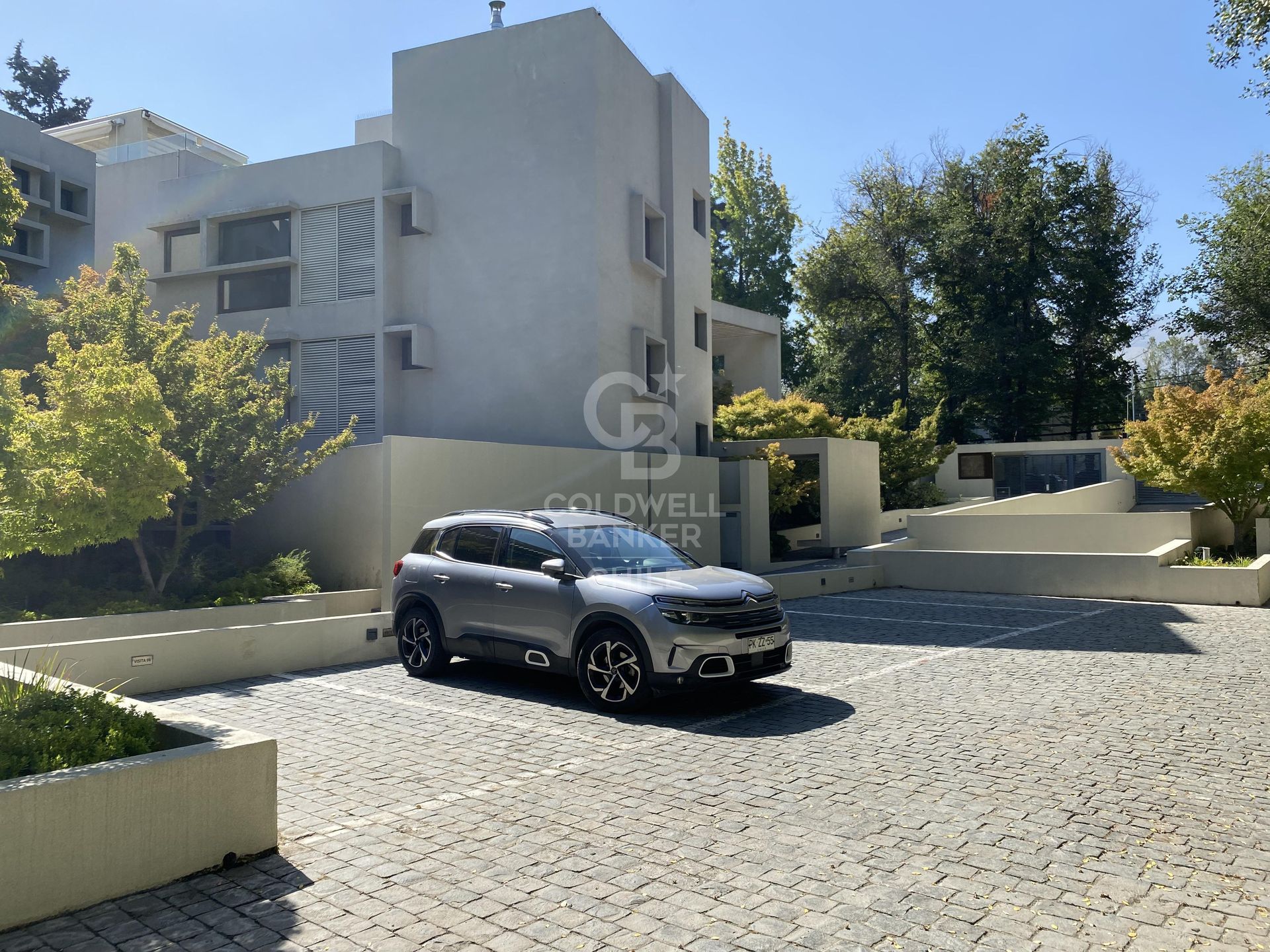 Las Condes, Chile, 5 Bedrooms Bedrooms, ,3 BathroomsBathrooms,Residential,For Sale,1714387