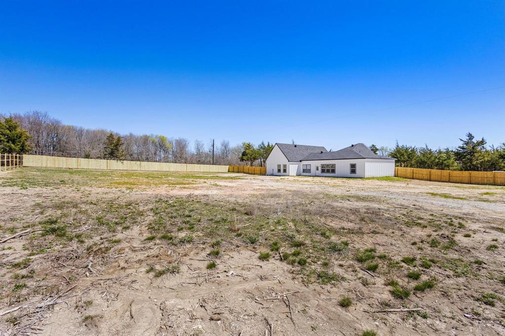 Petty, Texas, 75470, United States, 4 Bedrooms Bedrooms, ,4 BathroomsBathrooms,Residential,For Sale,1921073