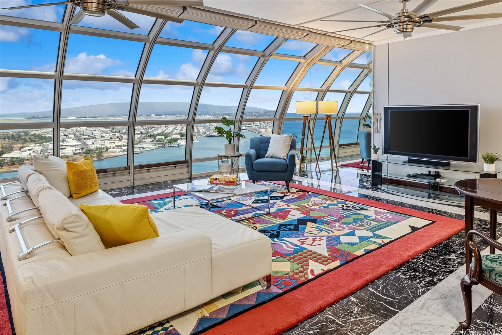 Honolulu, Hawaii, 96813, United States, 2 Bedrooms Bedrooms, ,2 BathroomsBathrooms,Residential,For Sale,1995772