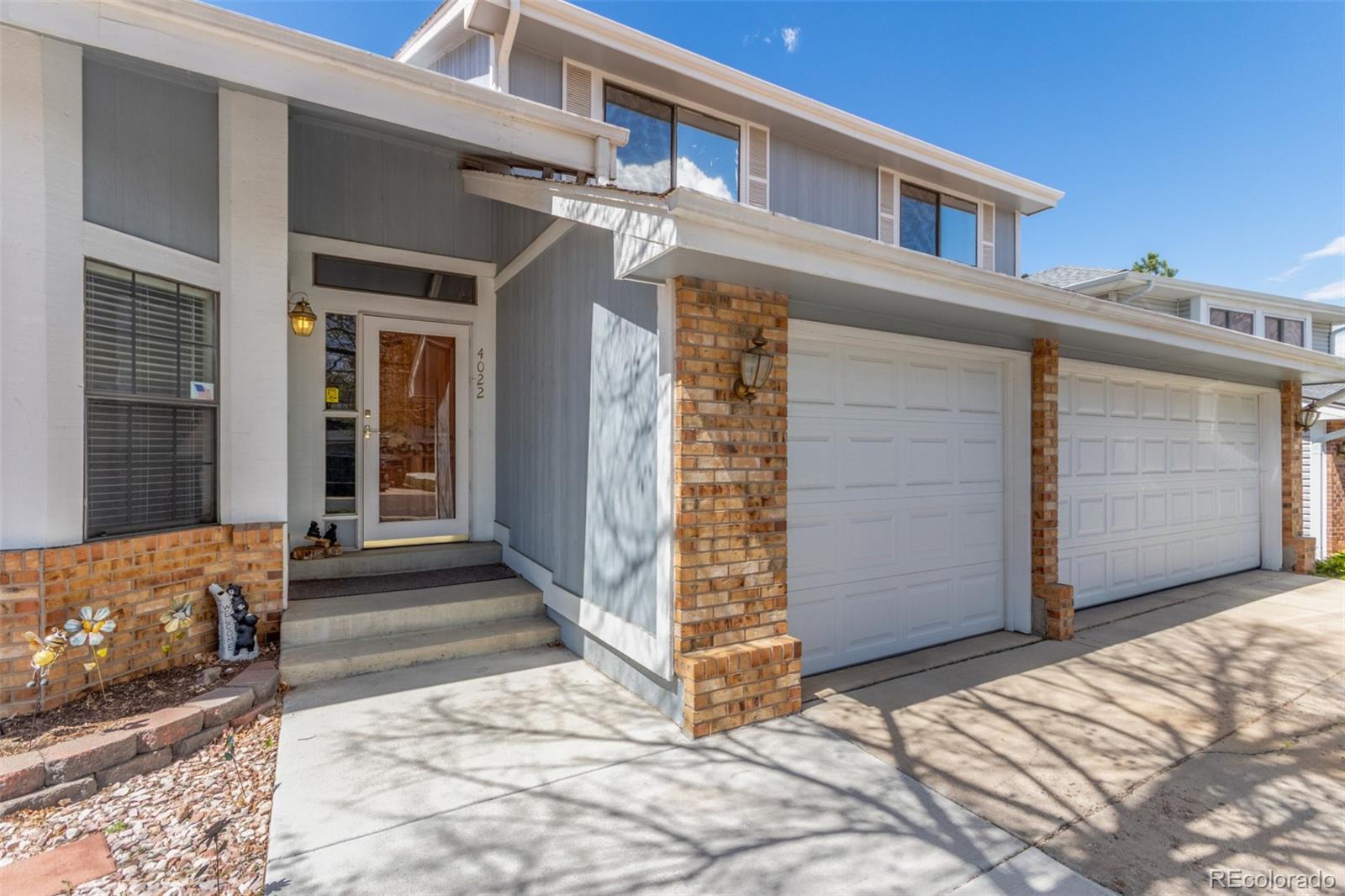 Aurora, Colorado, 80013, United States, 4 Bedrooms Bedrooms, ,4 BathroomsBathrooms,Residential,For Sale,1937702