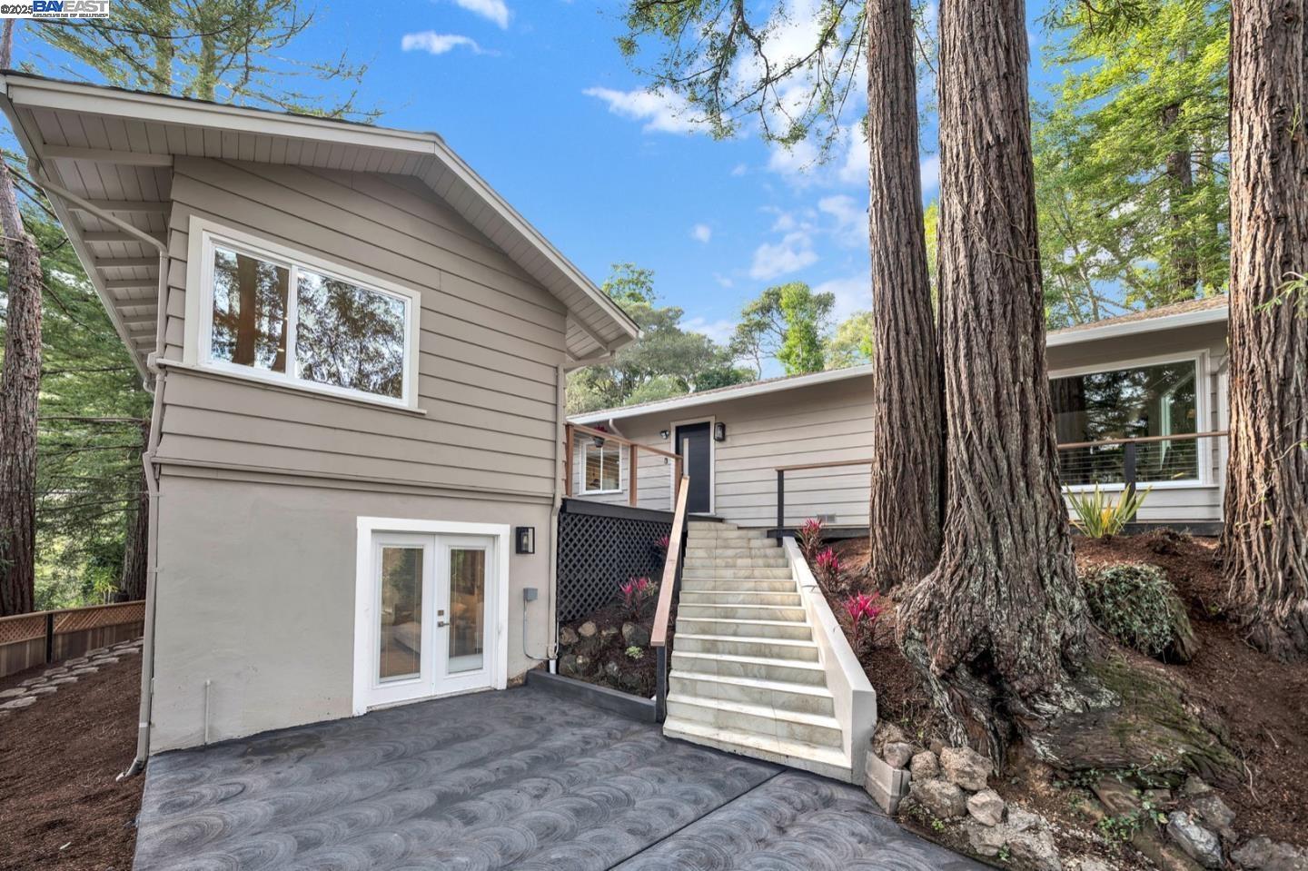 Kentfield, California, 94904, United States, 4 Bedrooms Bedrooms, ,3 BathroomsBathrooms,Residential,For Sale,1837113