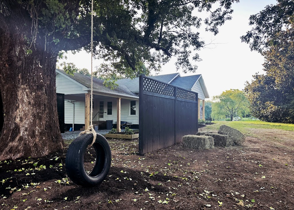 Tryon, North Carolina, 28782, United States, 3 Bedrooms Bedrooms, ,2 BathroomsBathrooms,Residential,For Sale,1927809