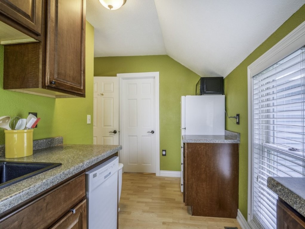 Bemidji, Minnesota, 56601, United States, 6 Bedrooms Bedrooms, ,2 BathroomsBathrooms,Residential,For Sale,2000102