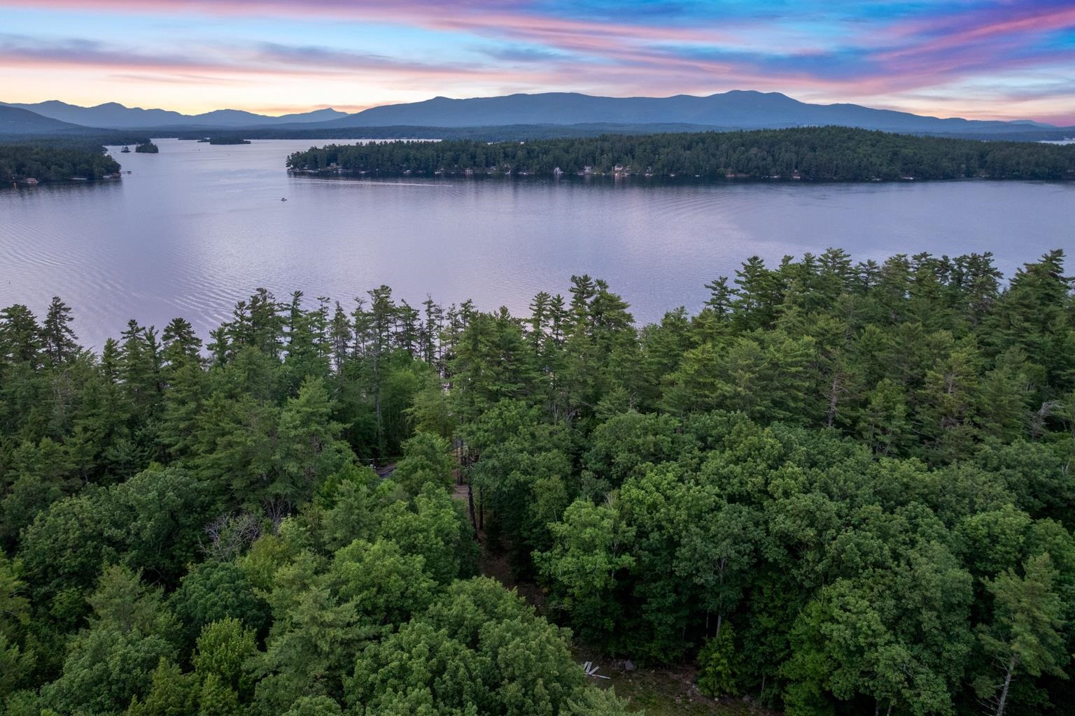 Meredith, New Hampshire, 03253, United States, 7 Bedrooms Bedrooms, ,7 BathroomsBathrooms,Residential,For Sale,1828191