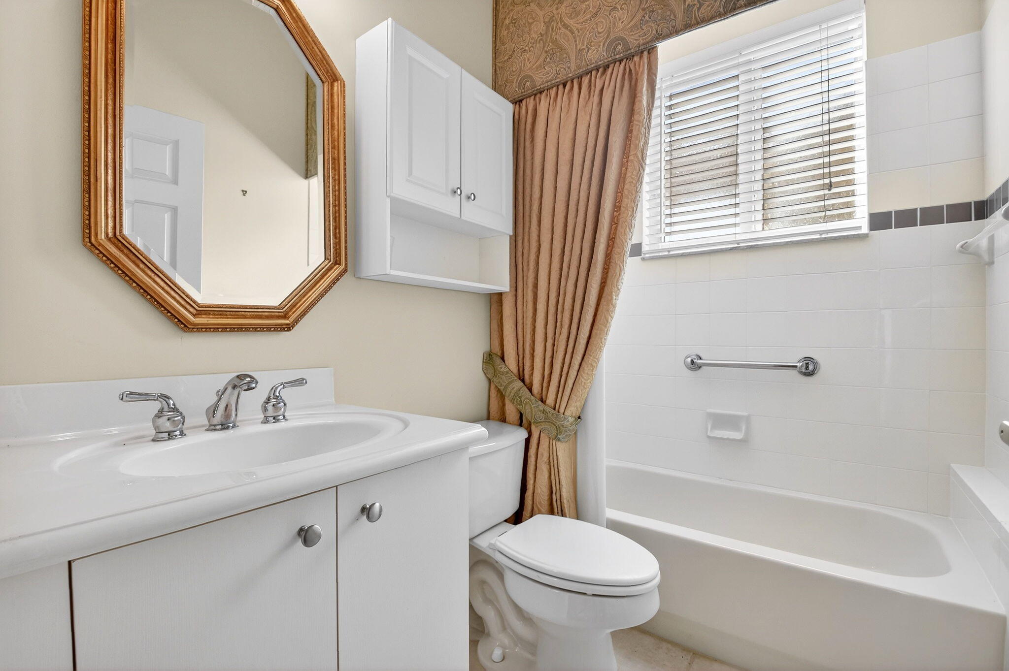 Delray Beach, Florida, 33446, United States, 3 Bedrooms Bedrooms, ,2 BathroomsBathrooms,Residential,For Sale,2003234