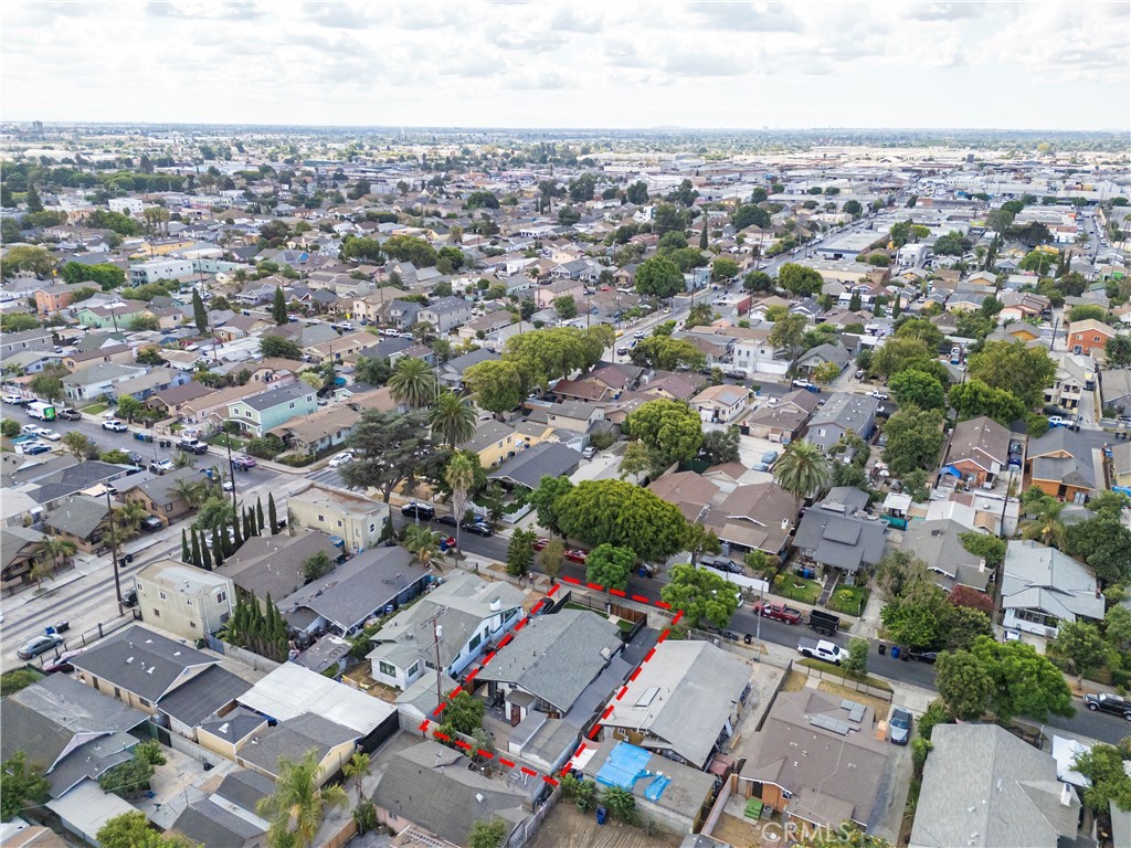 Los Angeles, California, 90011, United States, 4 Bedrooms Bedrooms, ,3 BathroomsBathrooms,Residential,For Sale,1984518