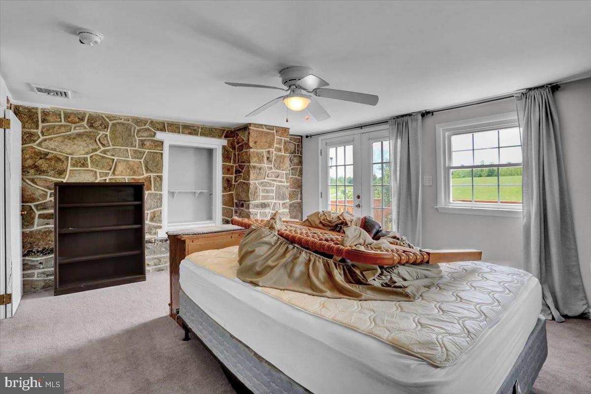 Mohrsville, Pennsylvania, 19541, United States, 4 Bedrooms Bedrooms, ,2 BathroomsBathrooms,Residential,For Sale,1827431