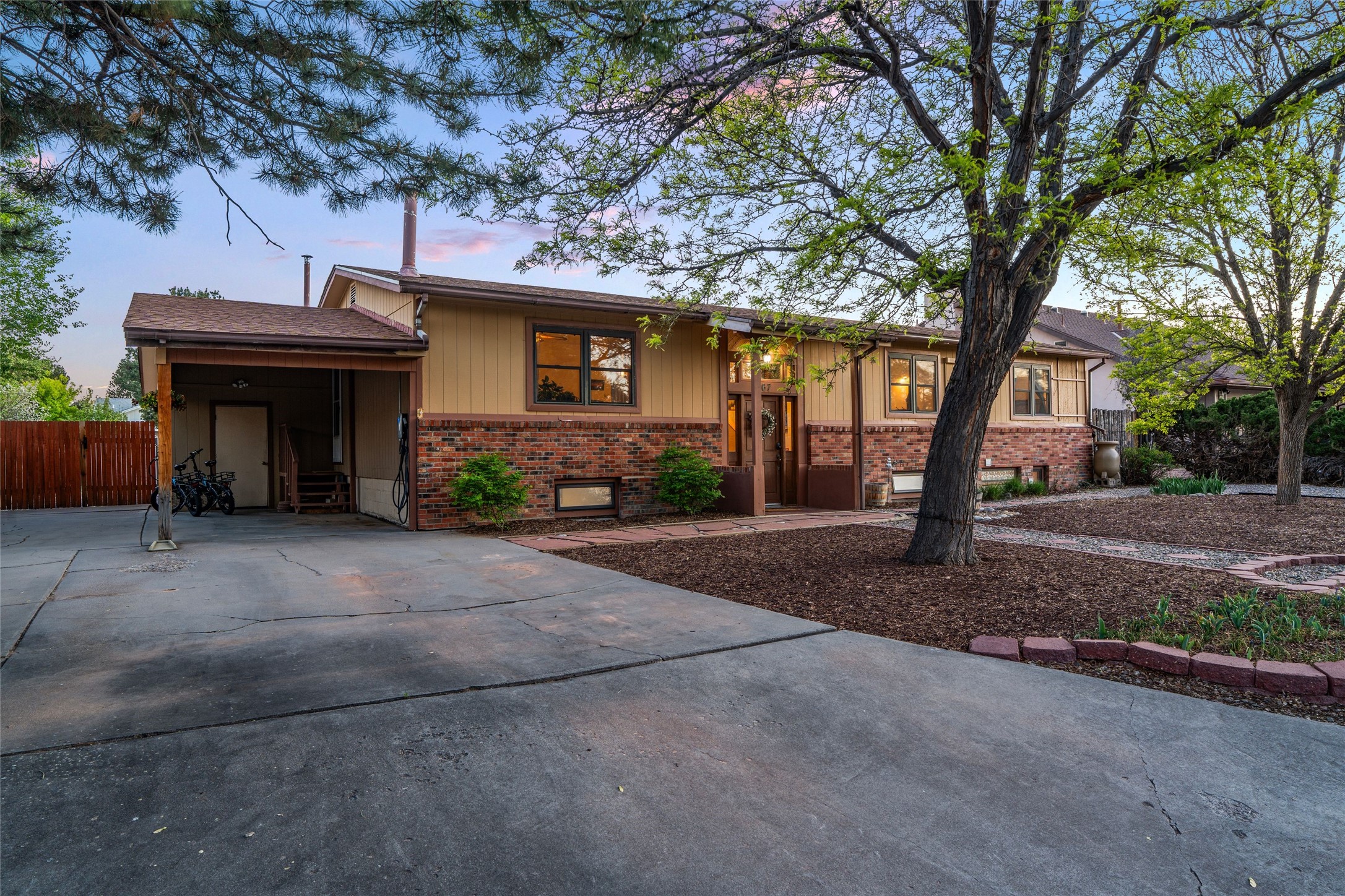  467 Pruitt Ave. - 物件實景