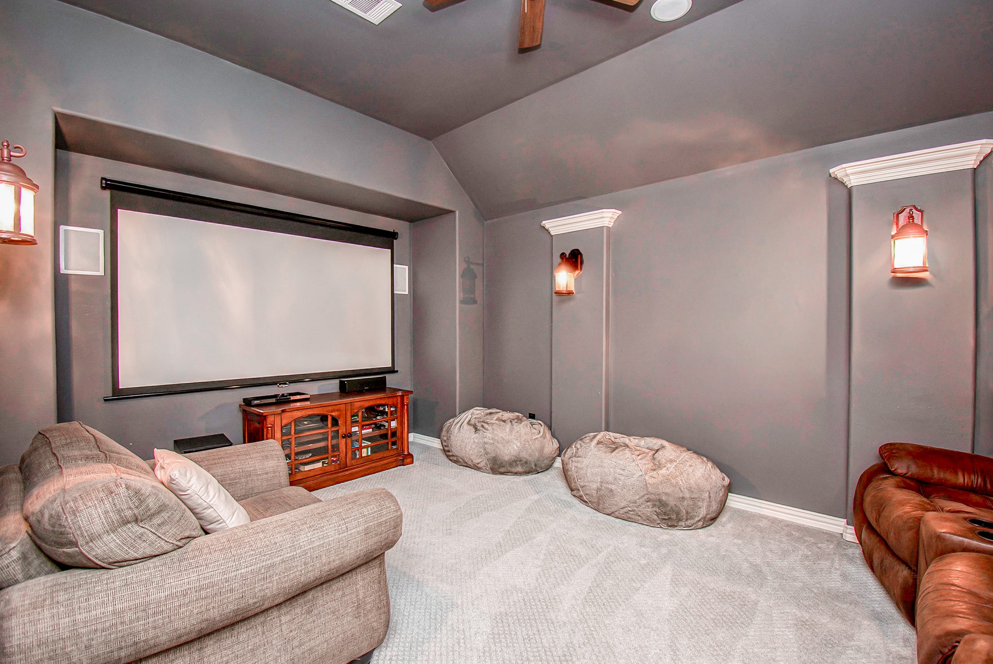  3302 Saint Charles Court - 物件實景
