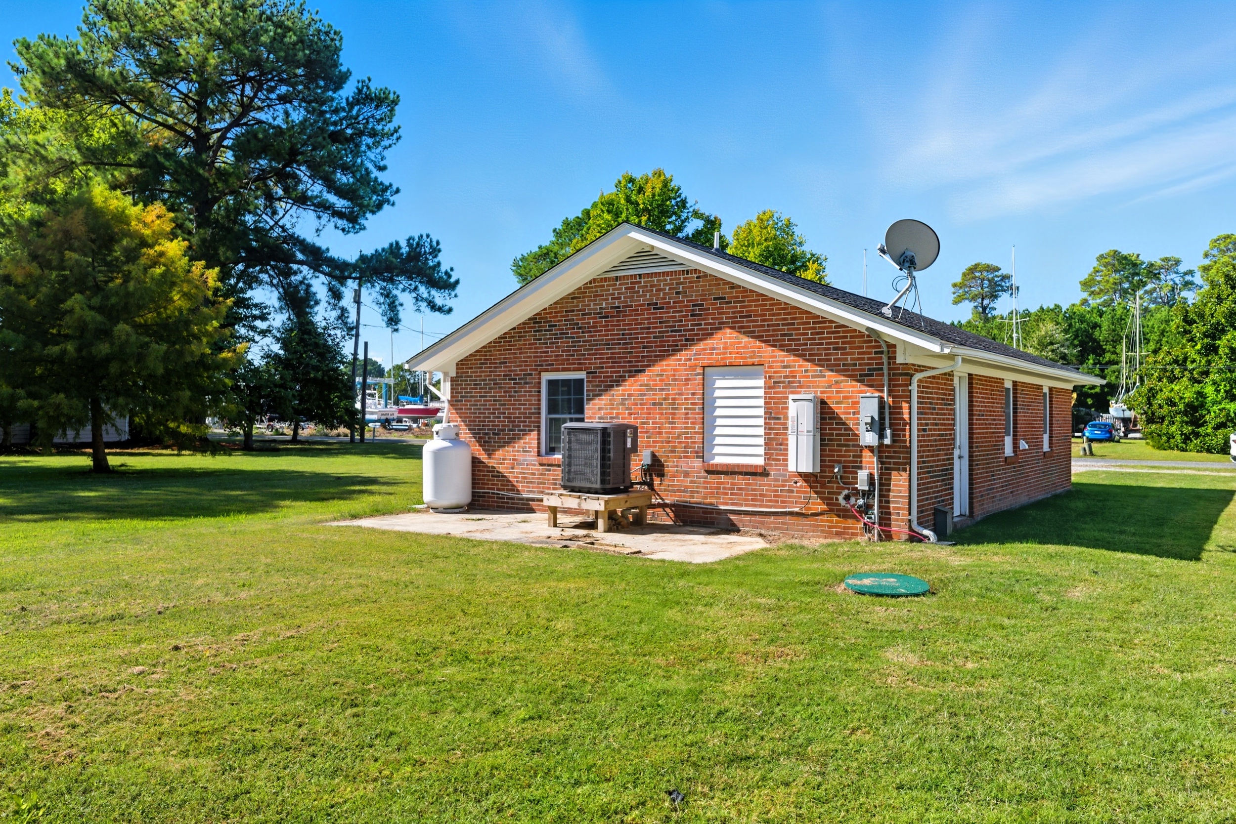 Deltaville, Virginia, 230432093, United States, 4 Bedrooms Bedrooms, ,4 BathroomsBathrooms,Residential,For Sale,1983075