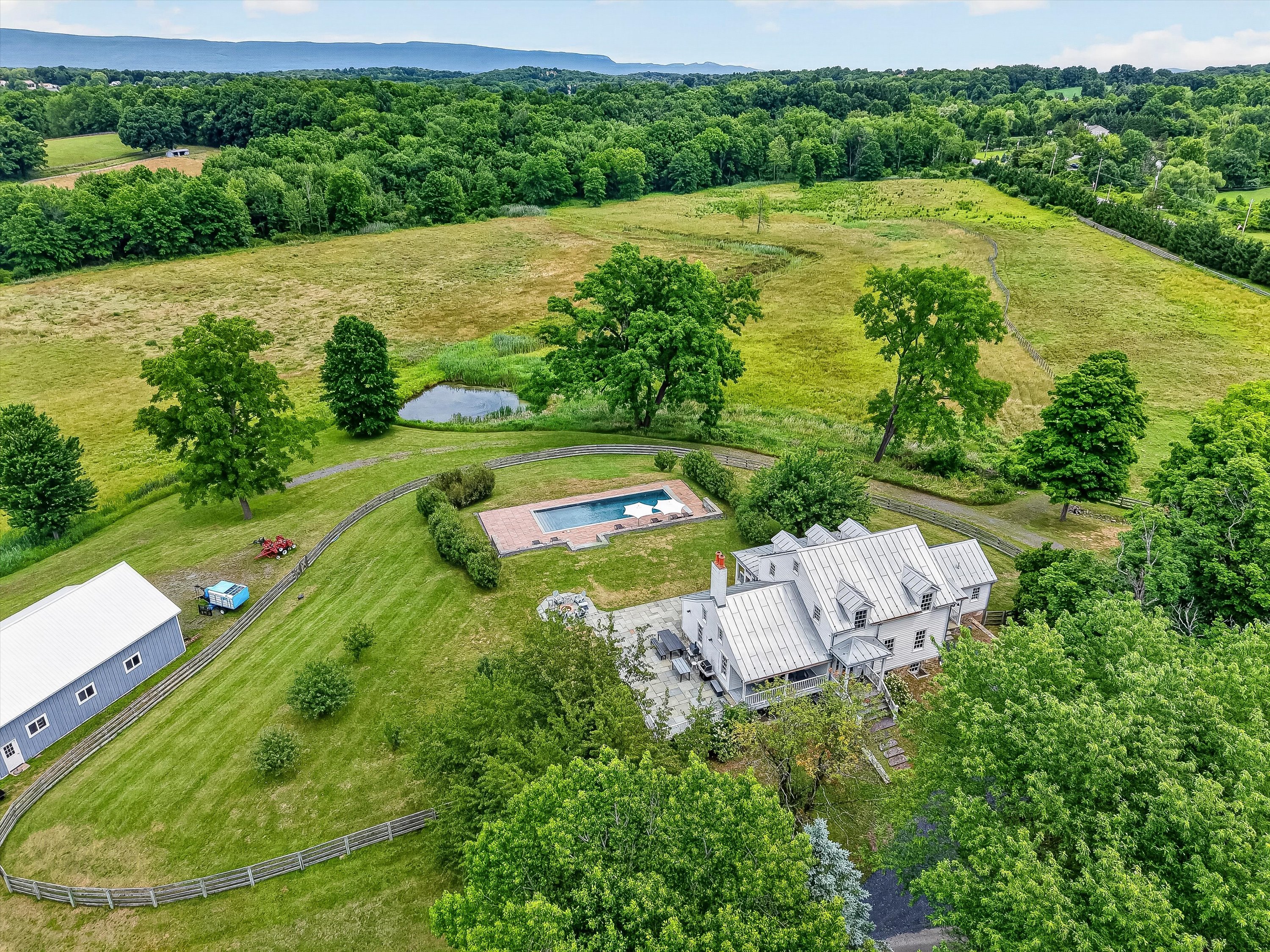  Bucolic Equine Estate - 物件實景