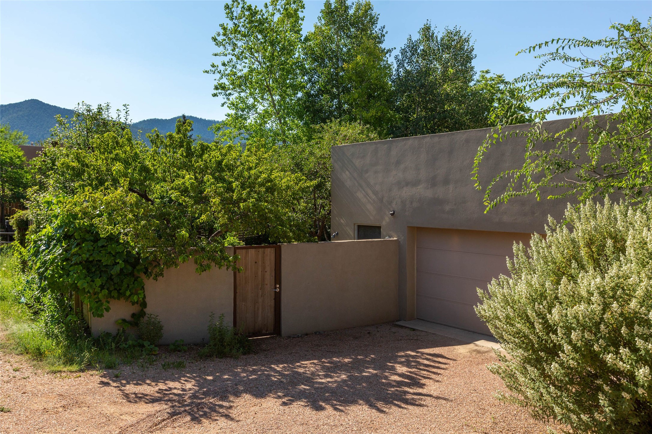  1291 Cerro Gordo Rd - 物件實景