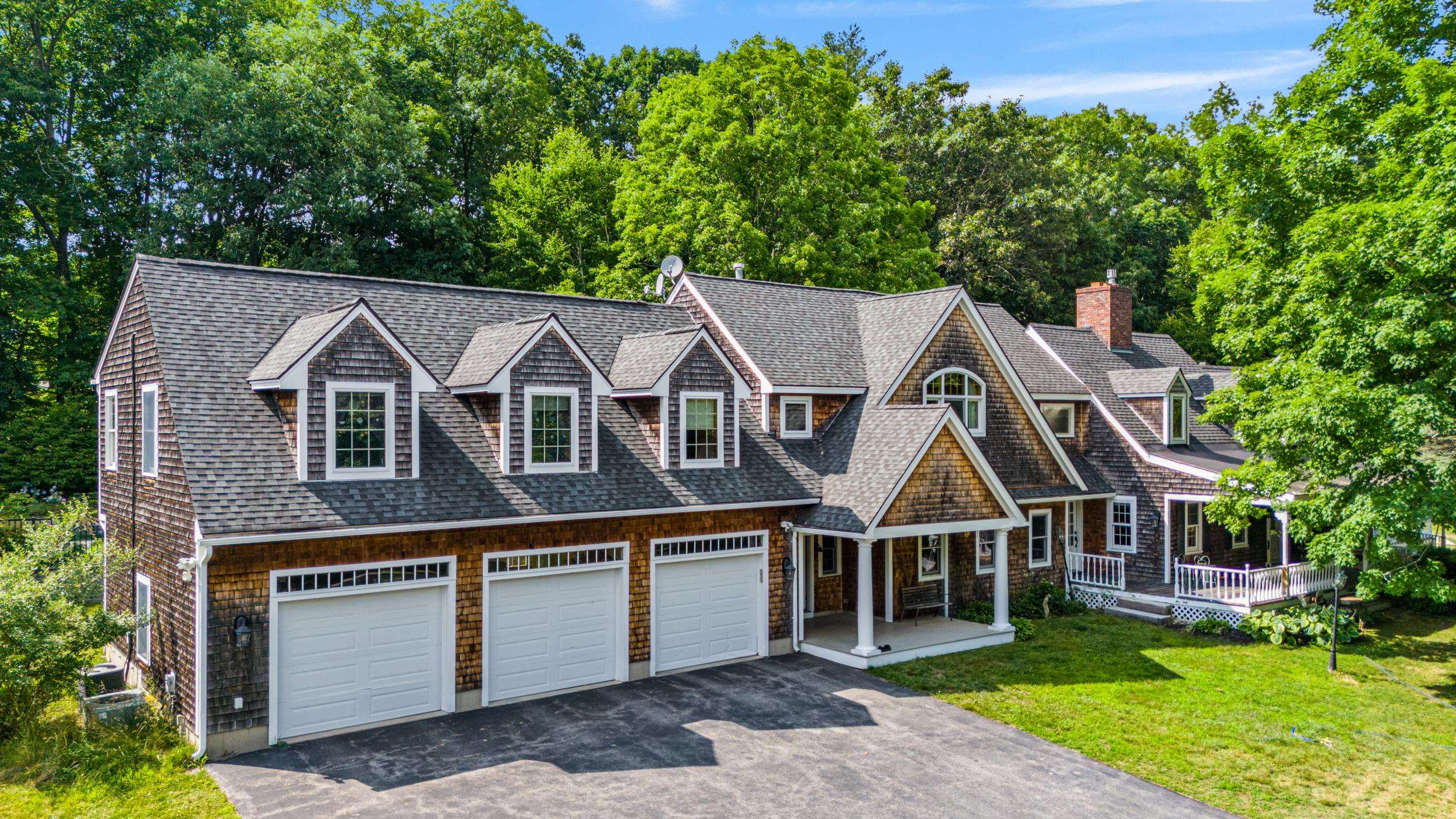 Hollis, New Hampshire, 03049, United States, 7 Bedrooms Bedrooms, ,5 BathroomsBathrooms,Residential,For Sale,1934449