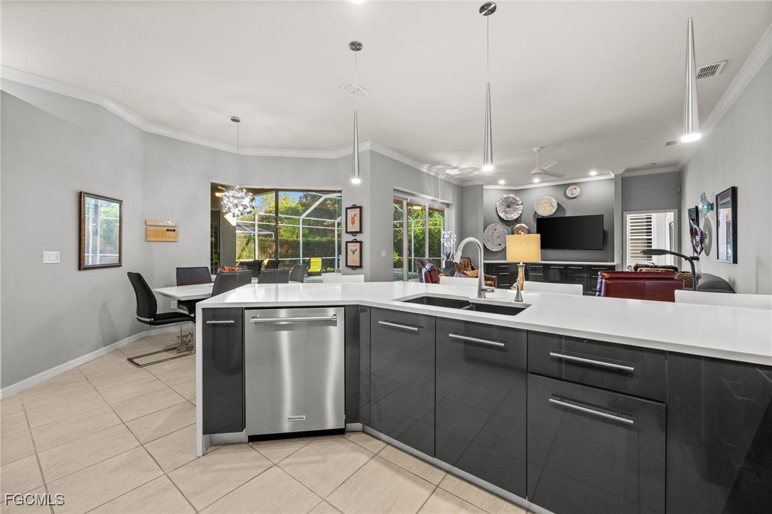 Fort Myers, Florida, 33912, United States, 4 Bedrooms Bedrooms, ,3 BathroomsBathrooms,Residential,For Sale,1986131